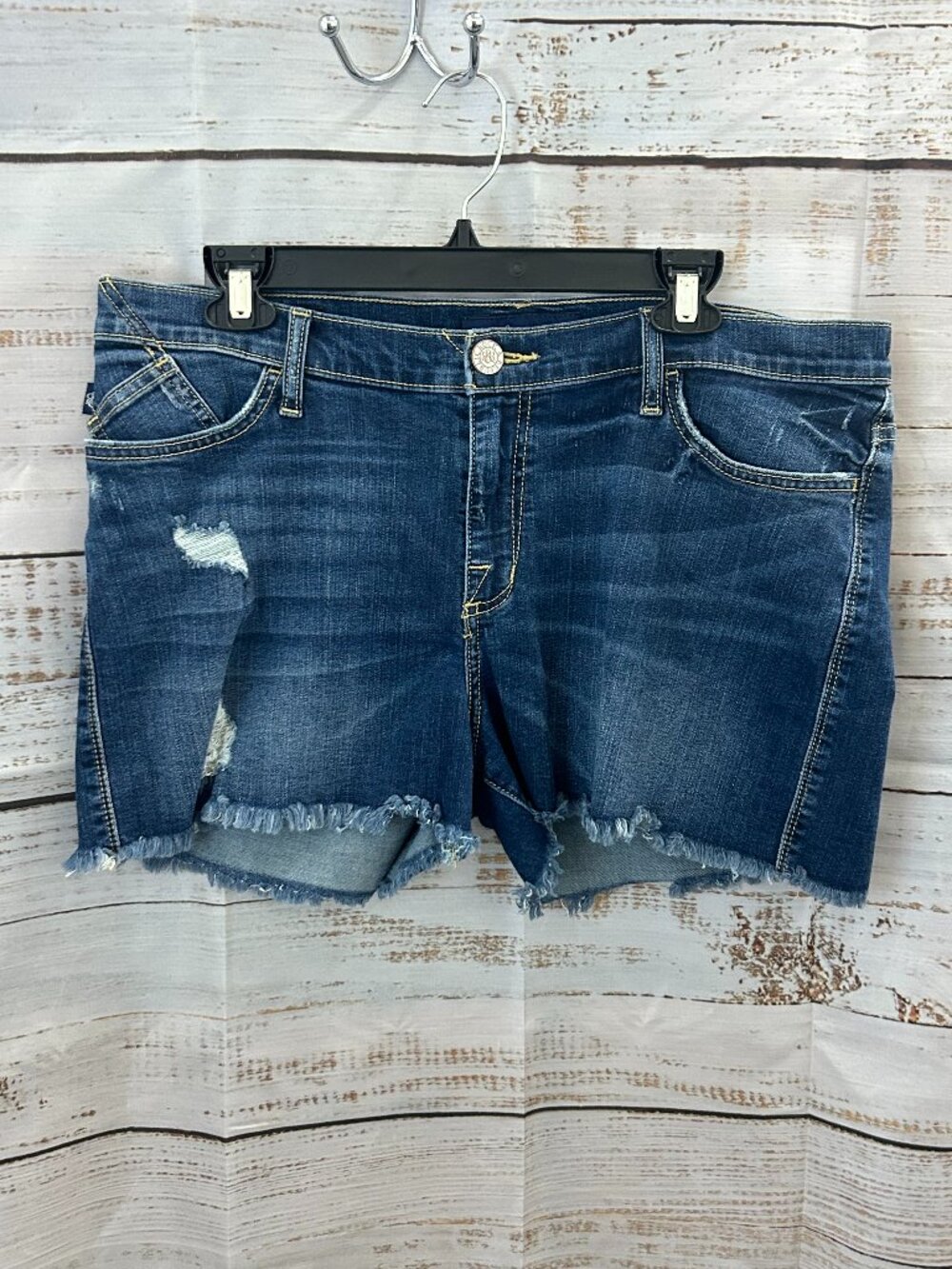 Rock & Republic Women’s Hula Jean Shorts Size 16